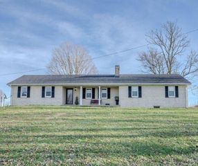 10405 KY-52, Paint Lick, KY 40461