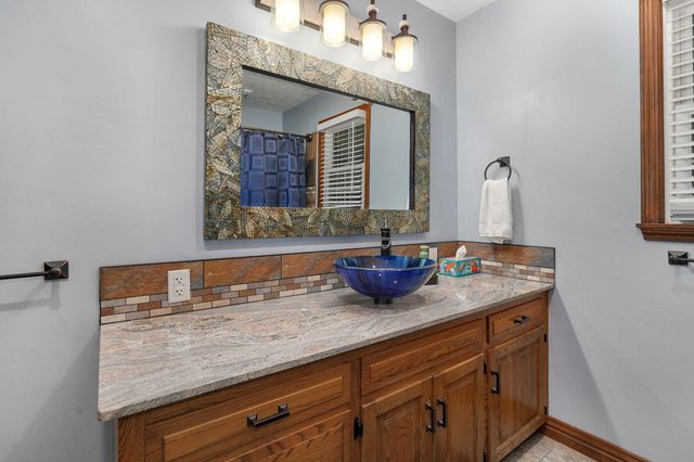 5709 S Clay Avenue, Springfield, MO 65810