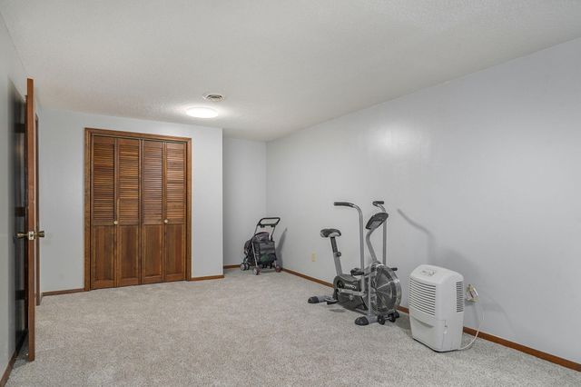 5709 S Clay Avenue, Springfield, MO 65810