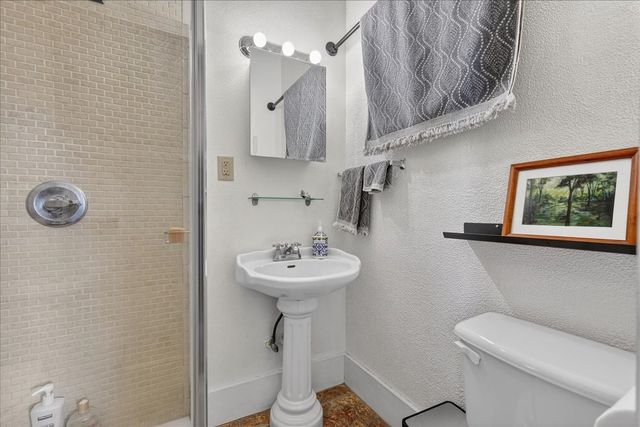 1006 E Coke Street, Hamilton, TX 76531