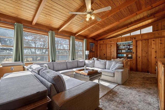 1006 E Coke Street, Hamilton, TX 76531