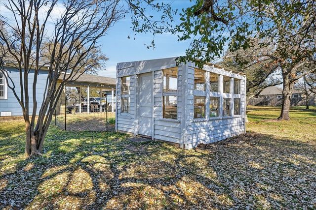 1006 E Coke Street, Hamilton, TX 76531