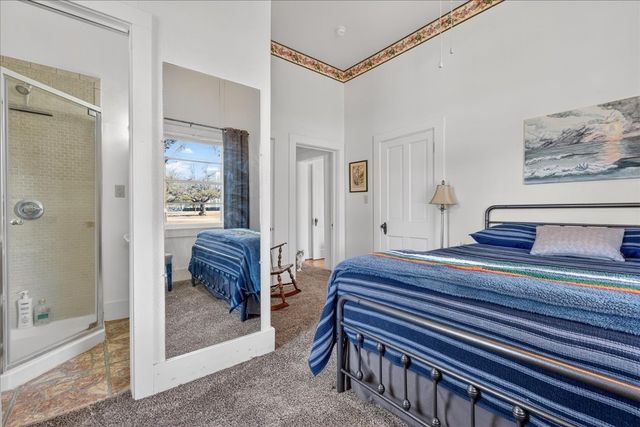 1006 E Coke Street, Hamilton, TX 76531