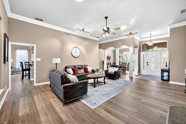 1812 Dukes Dr, Midland, TX 79705