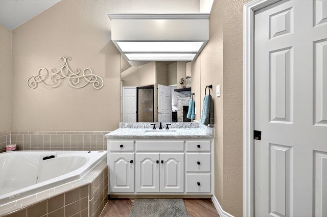 1812 Dukes Dr, Midland, TX 79705