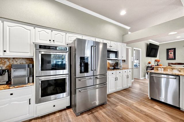 1812 Dukes Dr, Midland, TX 79705