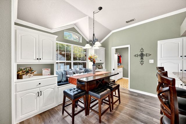 1812 Dukes Dr, Midland, TX 79705