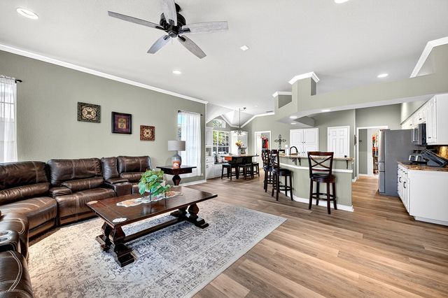 1812 Dukes Dr, Midland, TX 79705