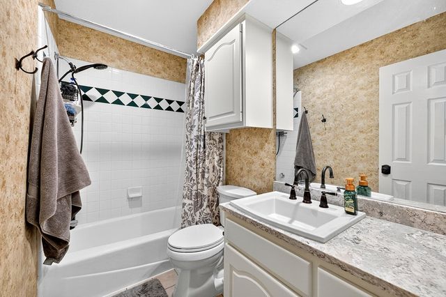 1812 Dukes Dr, Midland, TX 79705