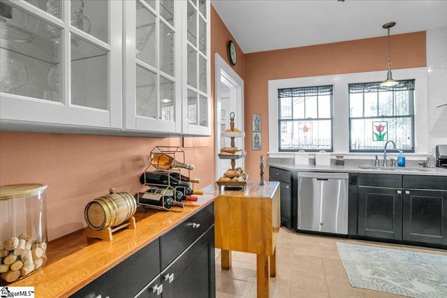 19 Club Drive, Greenville, SC 29605