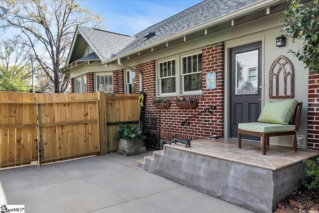 19 Club Drive, Greenville, SC 29605