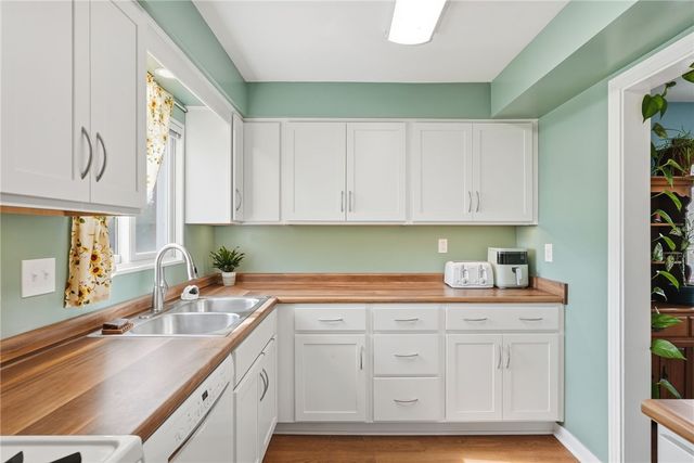 3905 Mount Troy Rd, Reserve, PA 15212