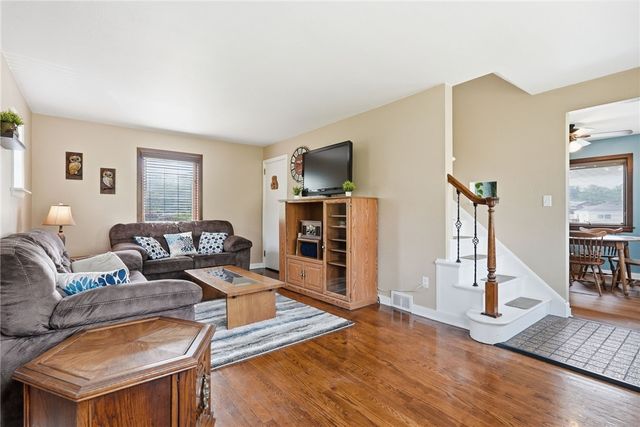 3905 Mount Troy Rd, Reserve, PA 15212