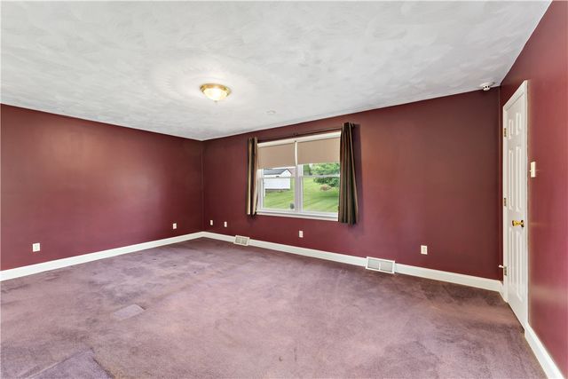 103 Long Ridge Ln, South Union Twp, PA 15401