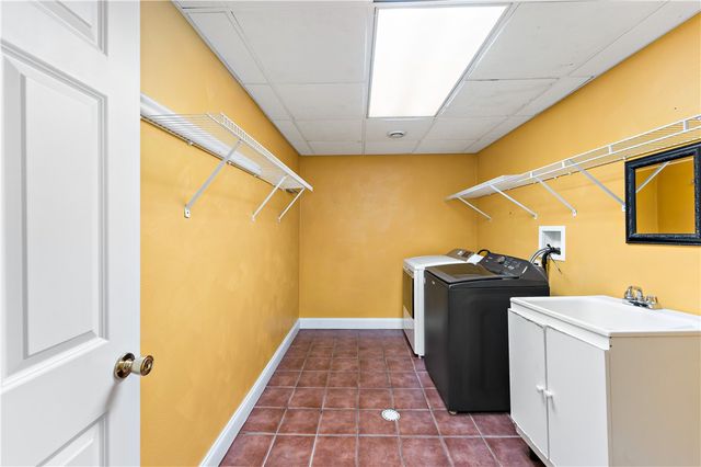 103 Long Ridge Ln, South Union Twp, PA 15401