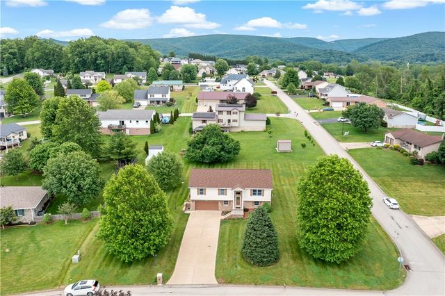 103 Long Ridge Ln, South Union Twp, PA 15401