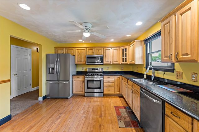 103 Long Ridge Ln, South Union Twp, PA 15401
