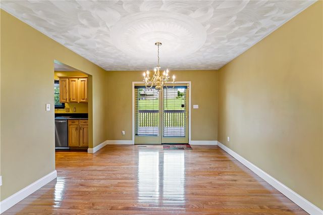103 Long Ridge Ln, South Union Twp, PA 15401