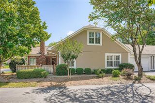 1868 KOLB FARM SW Circle, Marietta, GA 30008