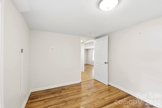221 N Fork Road, Black Mountain, NC 28711