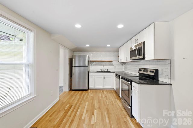 221 N Fork Road, Black Mountain, NC 28711