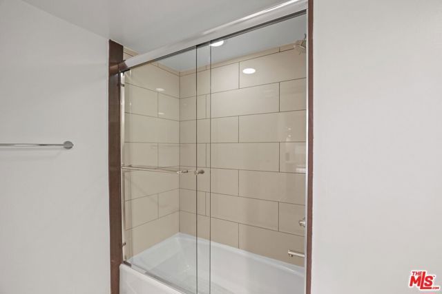 11811 Darlington Avenue 104, Los Angeles, CA 90049