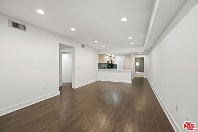 11811 Darlington Avenue 104, Los Angeles, CA 90049