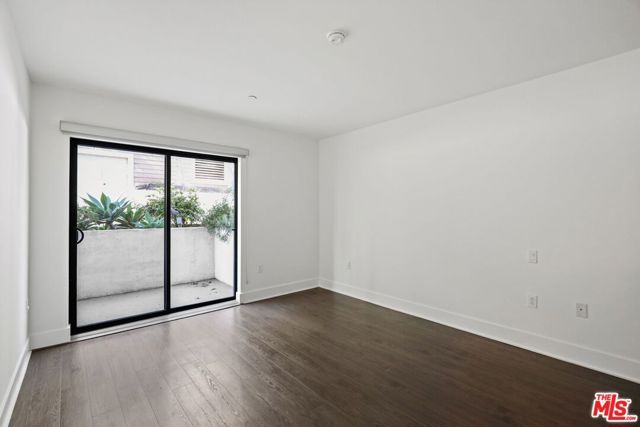 11811 Darlington Avenue 104, Los Angeles, CA 90049