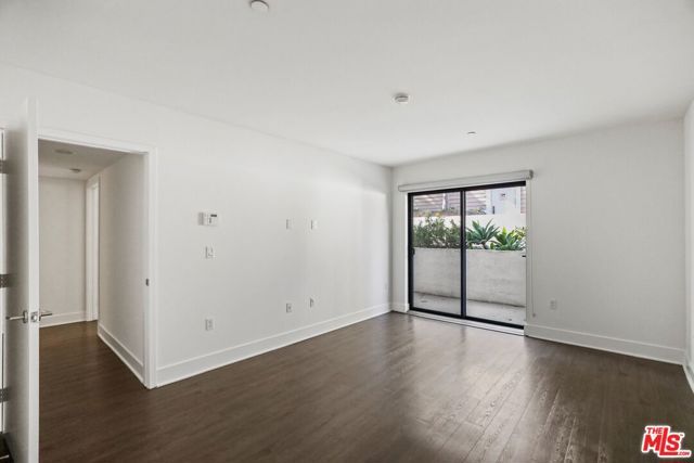 11811 Darlington Avenue 104, Los Angeles, CA 90049