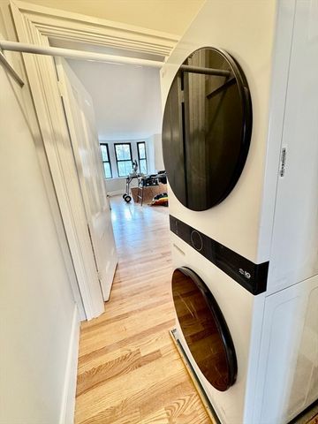 169 W Brookline Street PH, Boston, MA 02118