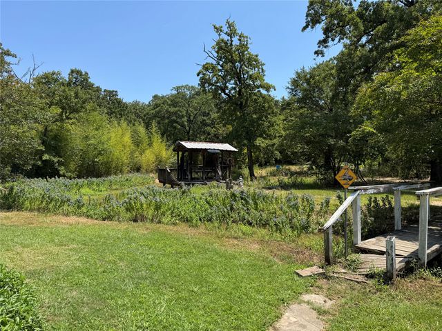 9460 County Road 2403, Tool, TX 75143