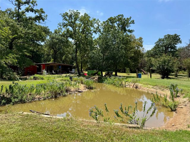 9460 County Road 2403, Tool, TX 75143