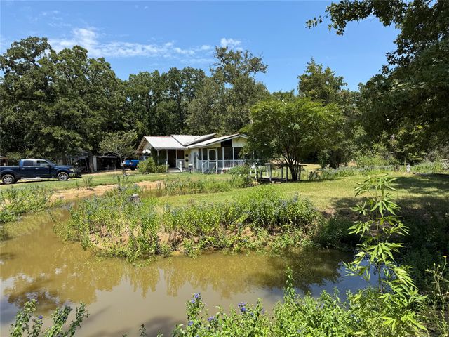 9460 County Road 2403, Tool, TX 75143