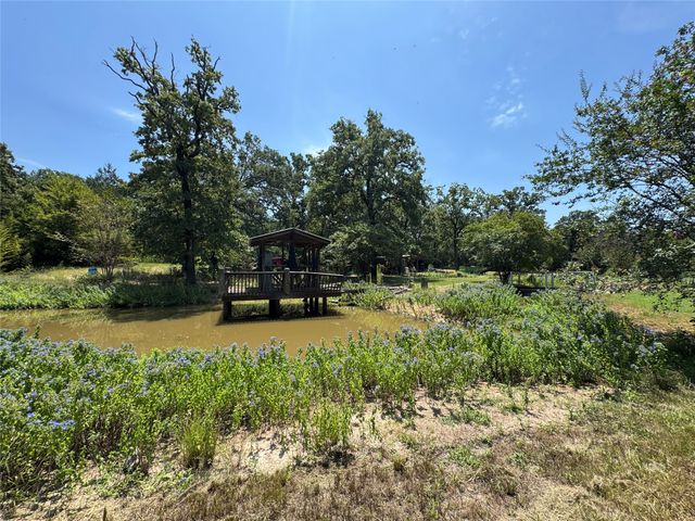 9460 County Road 2403, Tool, TX 75143