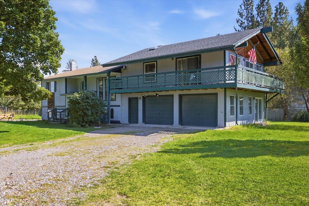 165 Clearview Place, Kalispell, MT 59901