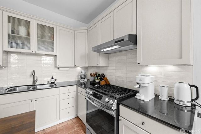 1940 Buchanan Street, San Francisco, CA 94115