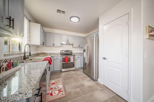 24997 W ILLINI Street, Buckeye, AZ 85326