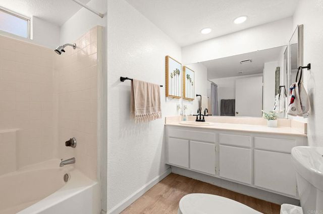 315 Tava Lane, Palm Desert, CA 92211