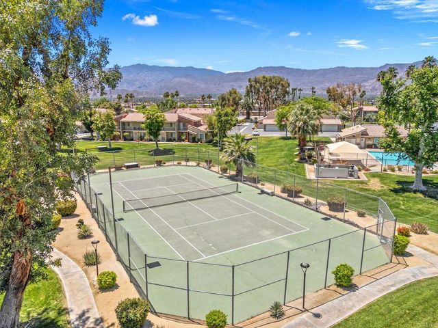 315 Tava Lane, Palm Desert, CA 92211