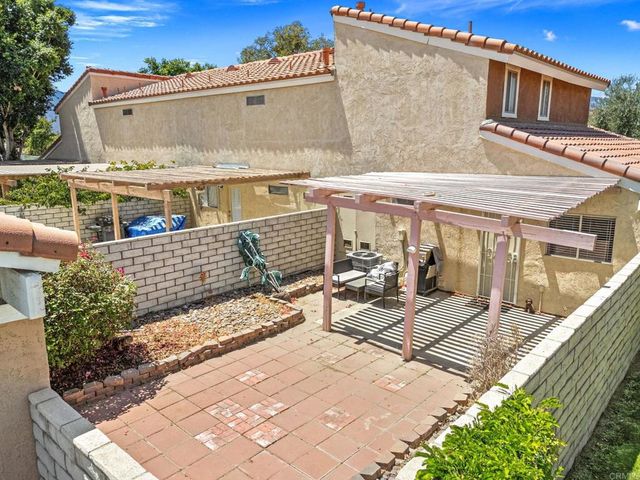 315 Tava Lane, Palm Desert, CA 92211