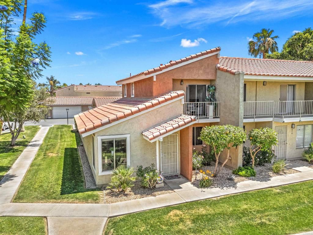 315 Tava Lane, Palm Desert, CA 92211