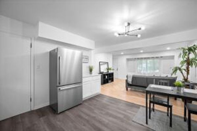 5222 W Hemlock ROAD, Milwaukee, WI 53223