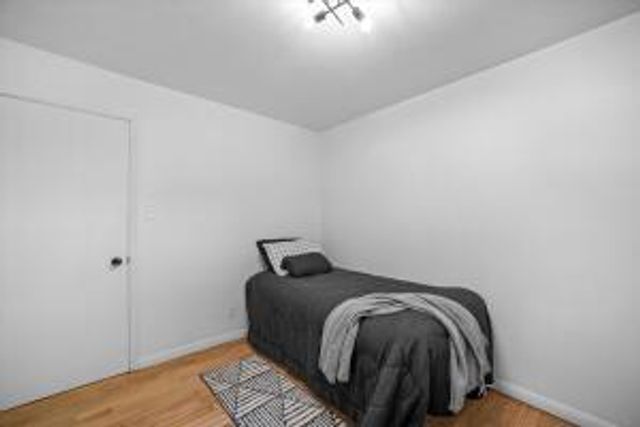 5222 W Hemlock ROAD, Milwaukee, WI 53223