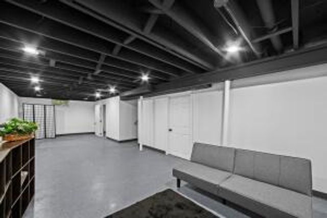 5222 W Hemlock ROAD, Milwaukee, WI 53223