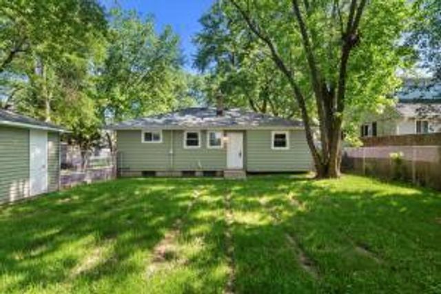 5222 W Hemlock ROAD, Milwaukee, WI 53223