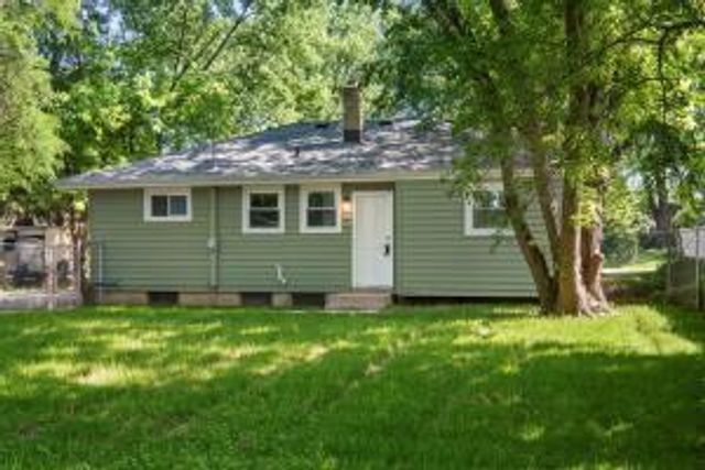 5222 W Hemlock ROAD, Milwaukee, WI 53223
