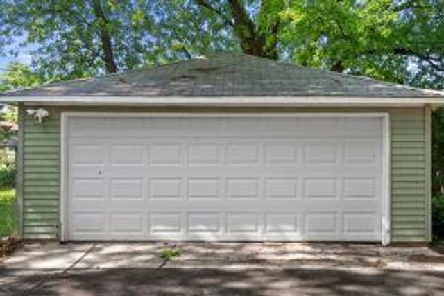 5222 W Hemlock ROAD, Milwaukee, WI 53223