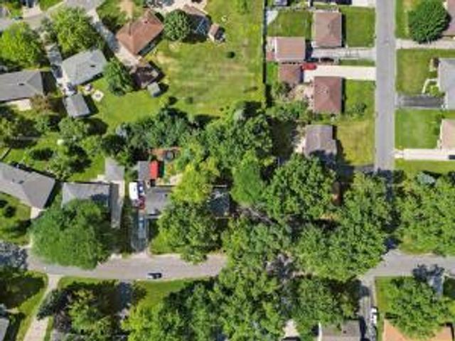 5222 W Hemlock ROAD, Milwaukee, WI 53223