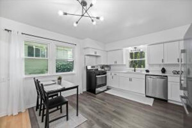 5222 W Hemlock ROAD, Milwaukee, WI 53223