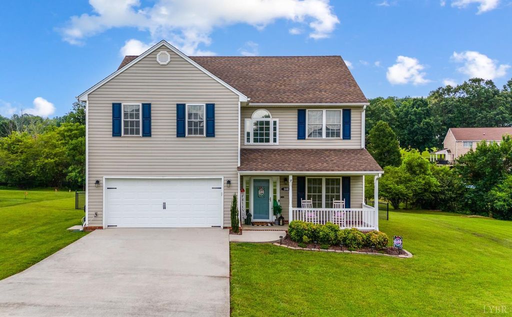 1169 New Market Loop, Forest, VA 24551